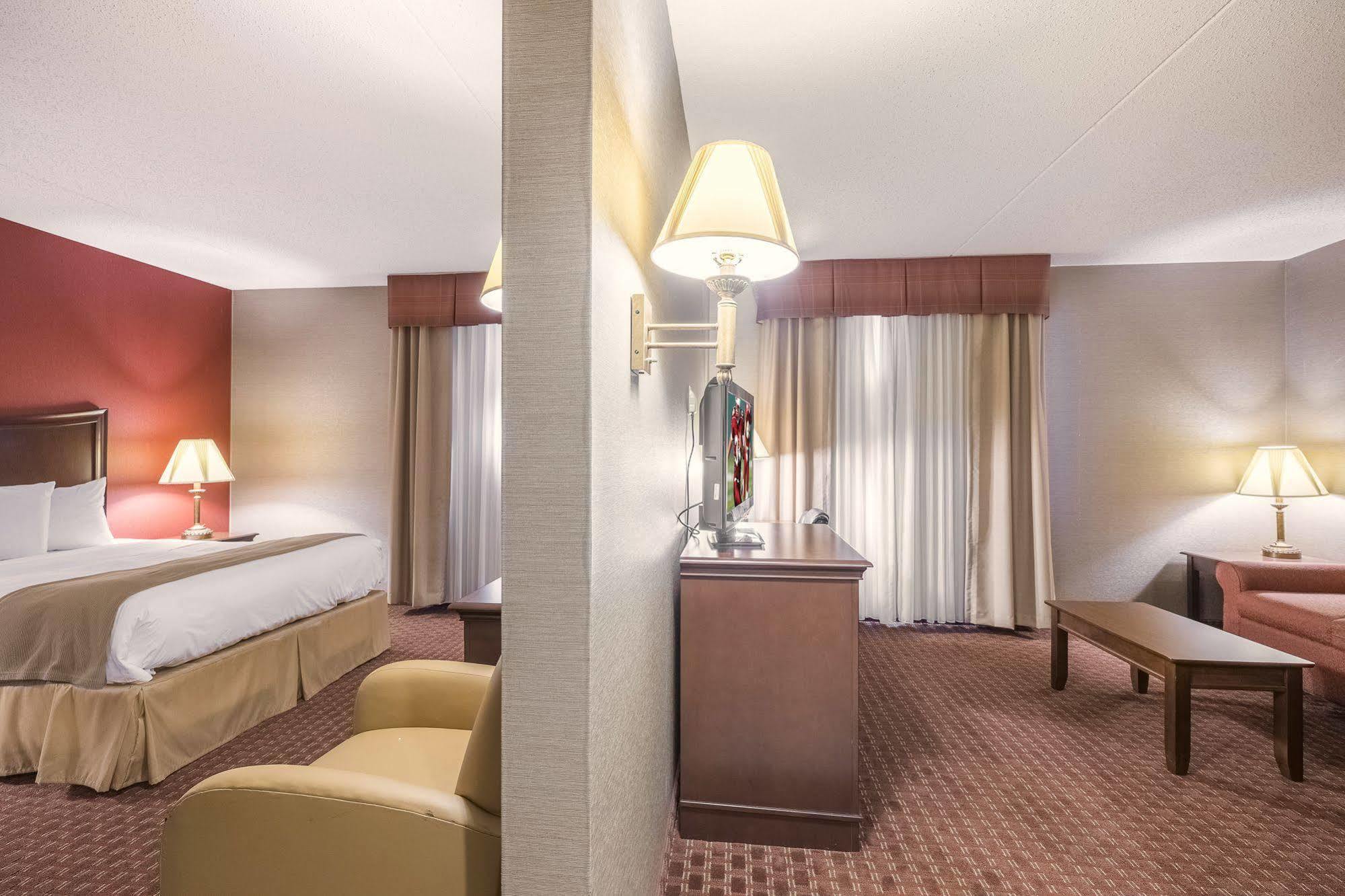 Quality Inn & Suites Owego Dış mekan fotoğraf